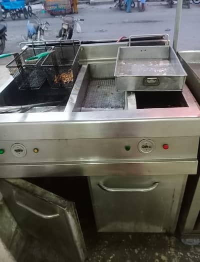 Fast Food Fryer Setup