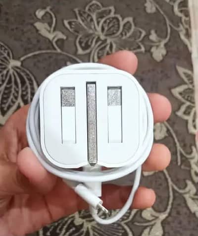 apple iphone original charger A+.     03254820295 number