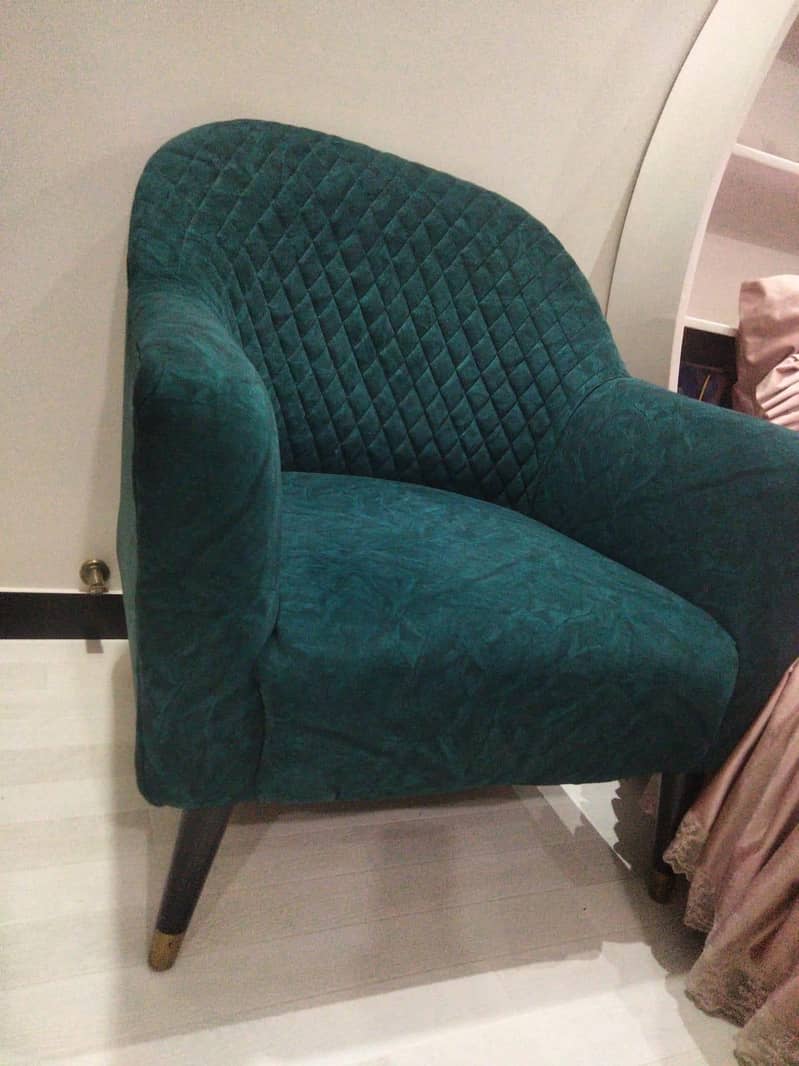 green  sofa 2