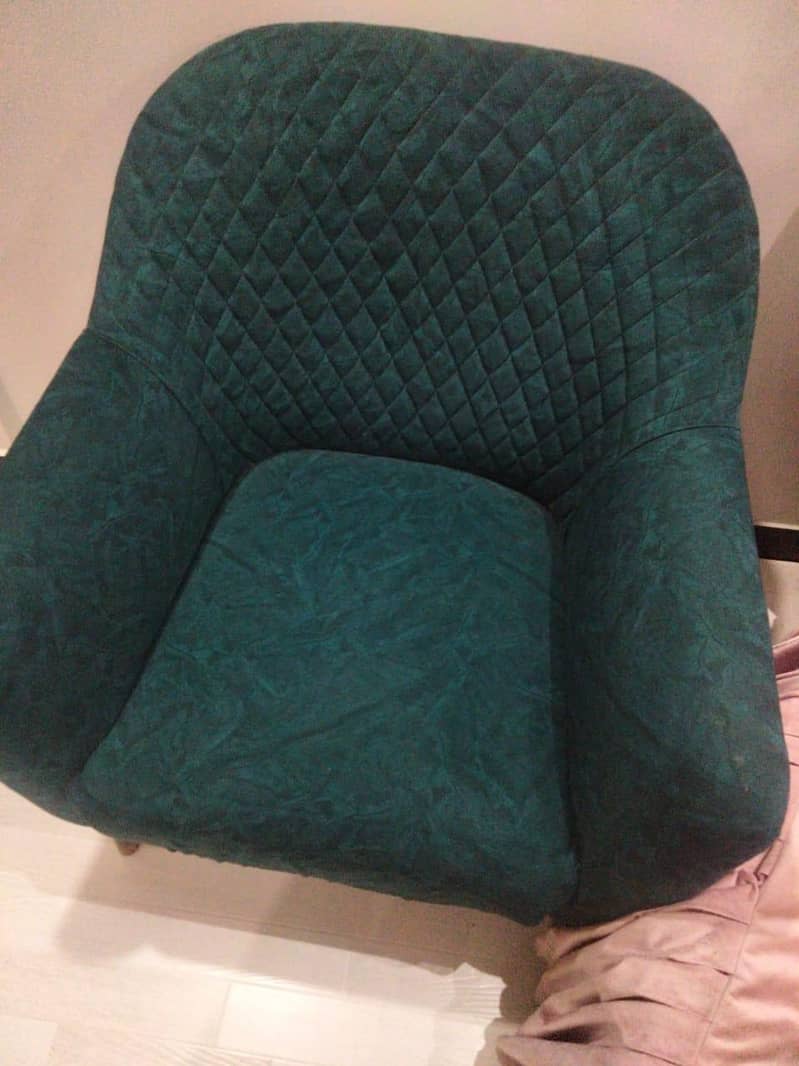 green  sofa 3