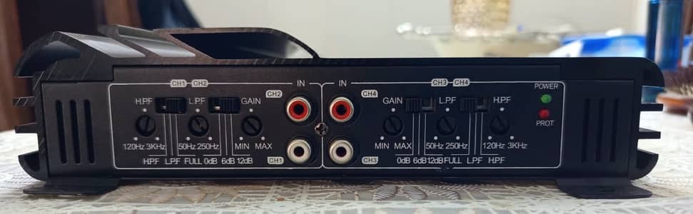 Seavey SA-6550 6500W 4-Channel Amplifier + Sony Xplod 12’’ Subwoofer