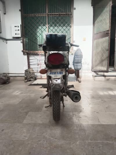 Honda CG125 2024 model km's driven unknown home use motorcycle