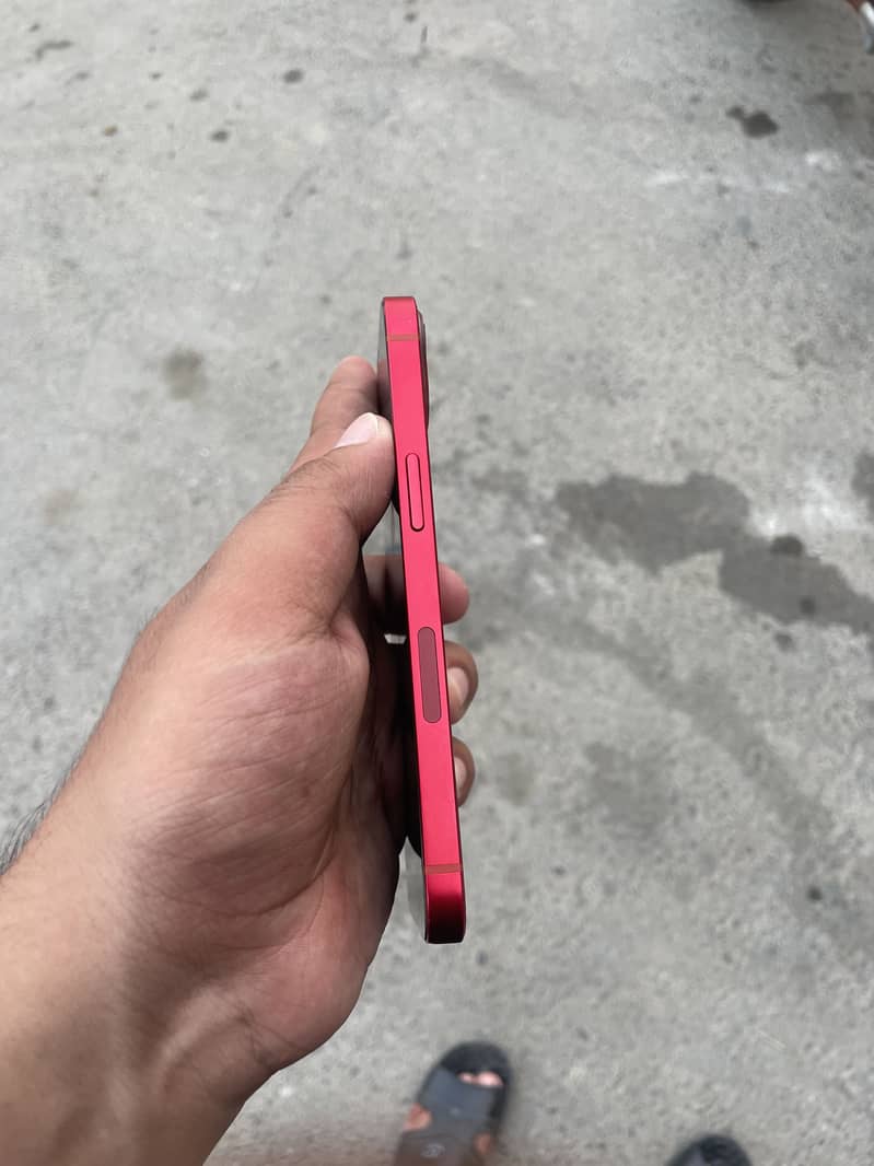 Apple iPhone 13 3