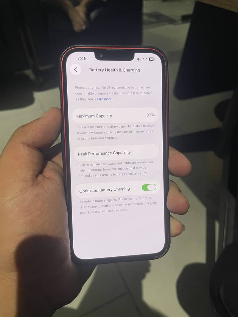 Apple iPhone 13 4