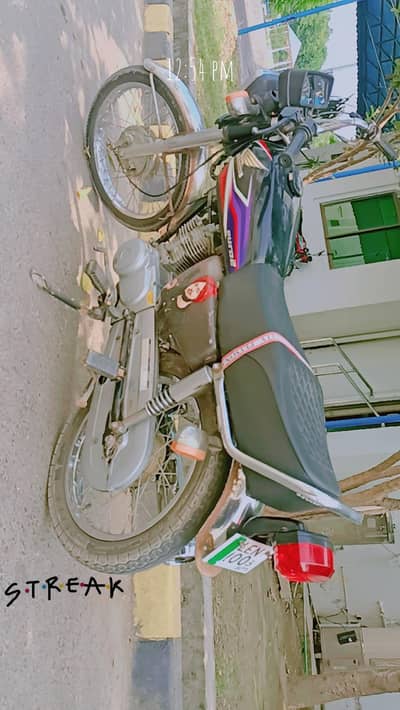 urgent sale 125 03707986288