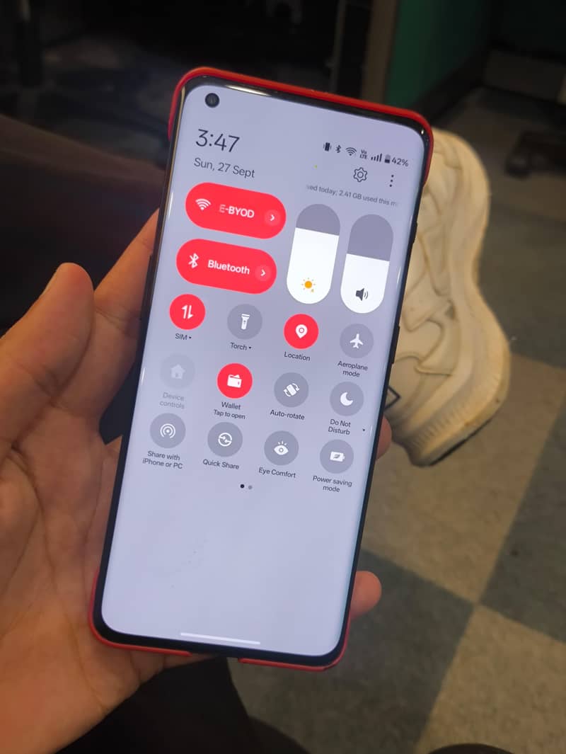 One Plus 10 Pro Sim working 5