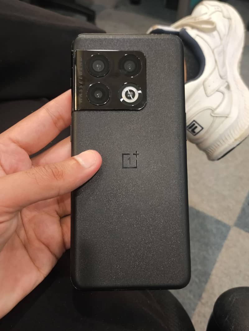 One Plus 10 Pro Sim working 6