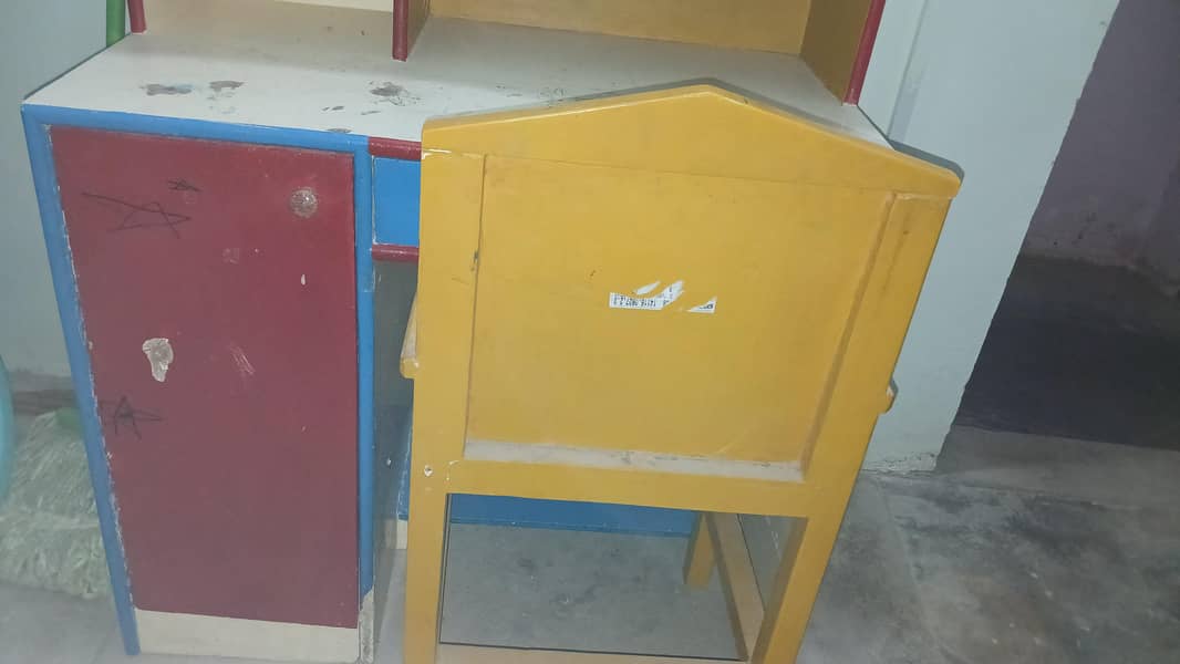 colourful kid study table/ computer table 2