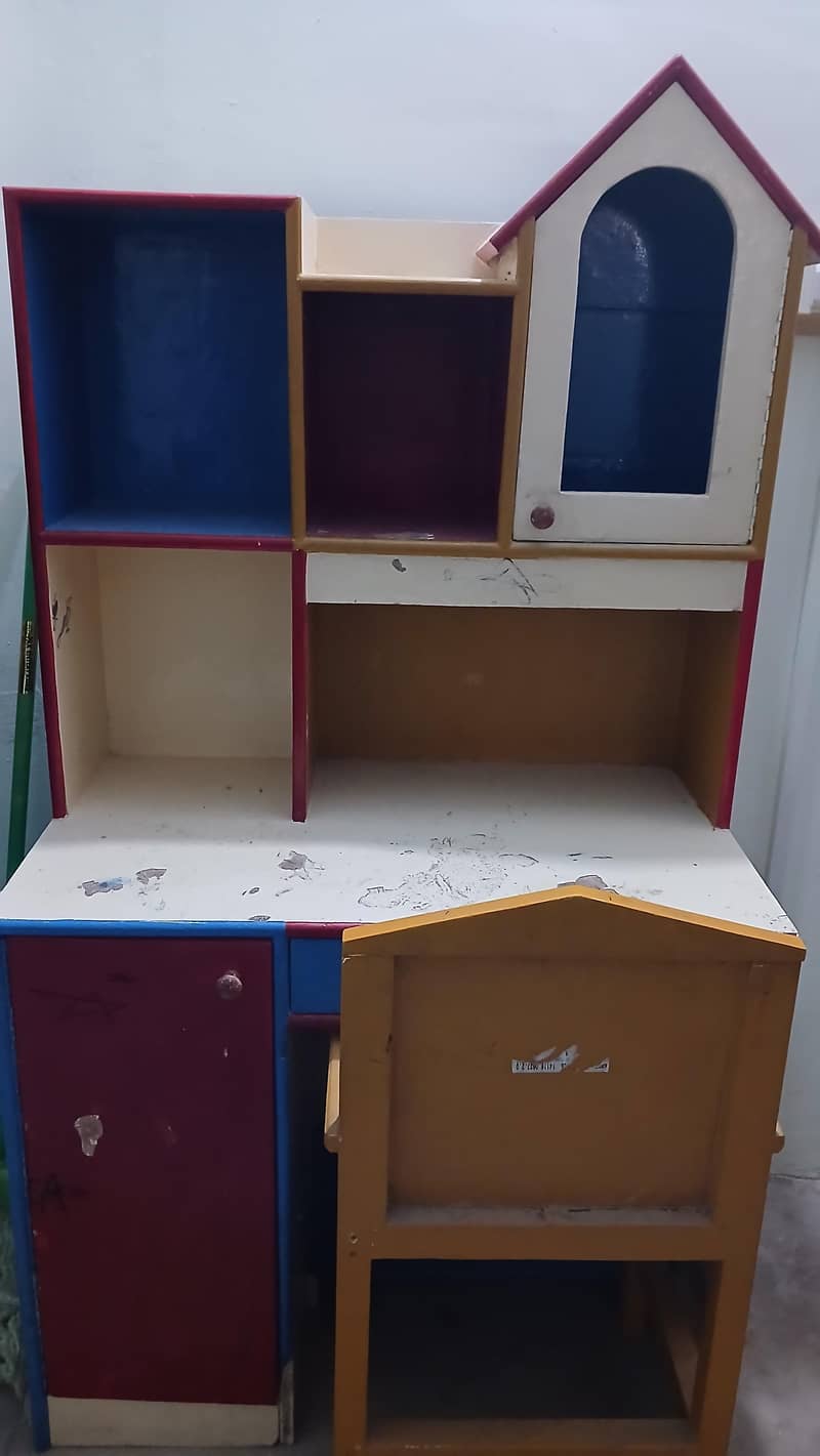 colourful kid study table/ computer table 3