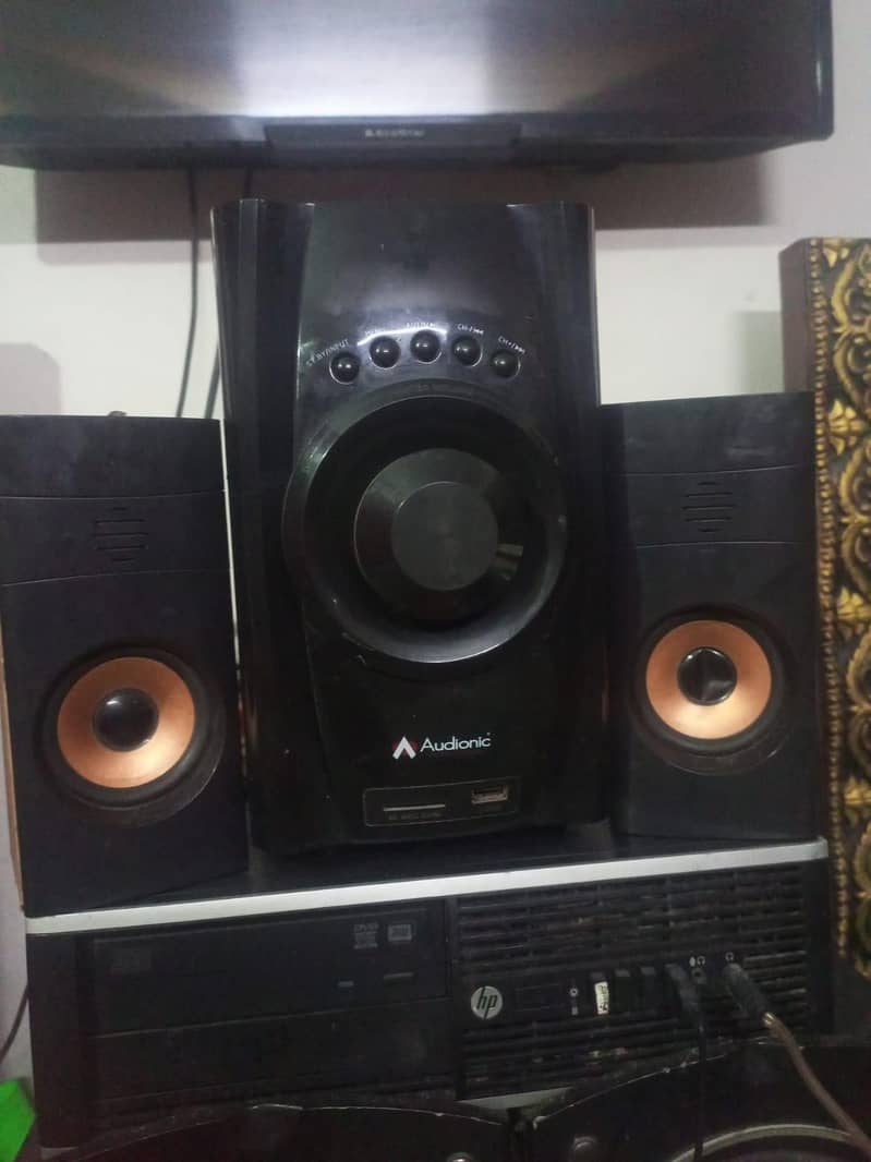 MEGA 40 Audionic Speakers 0