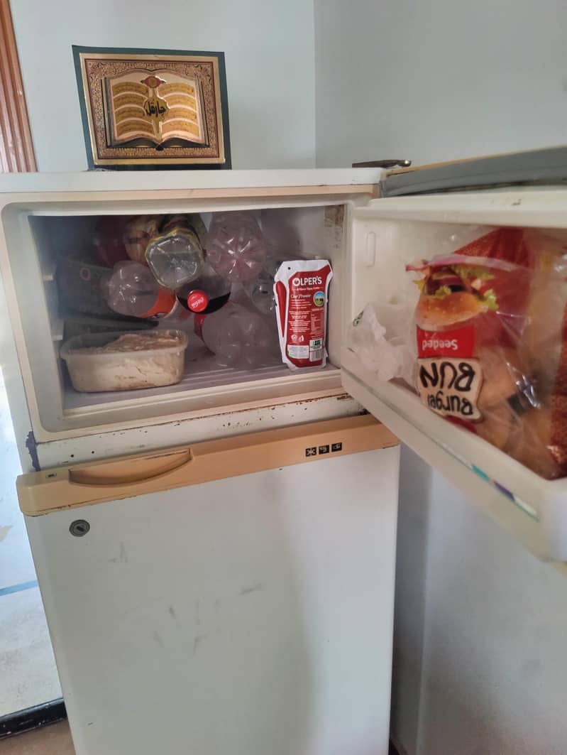 Dawlance Fridge Medium 2