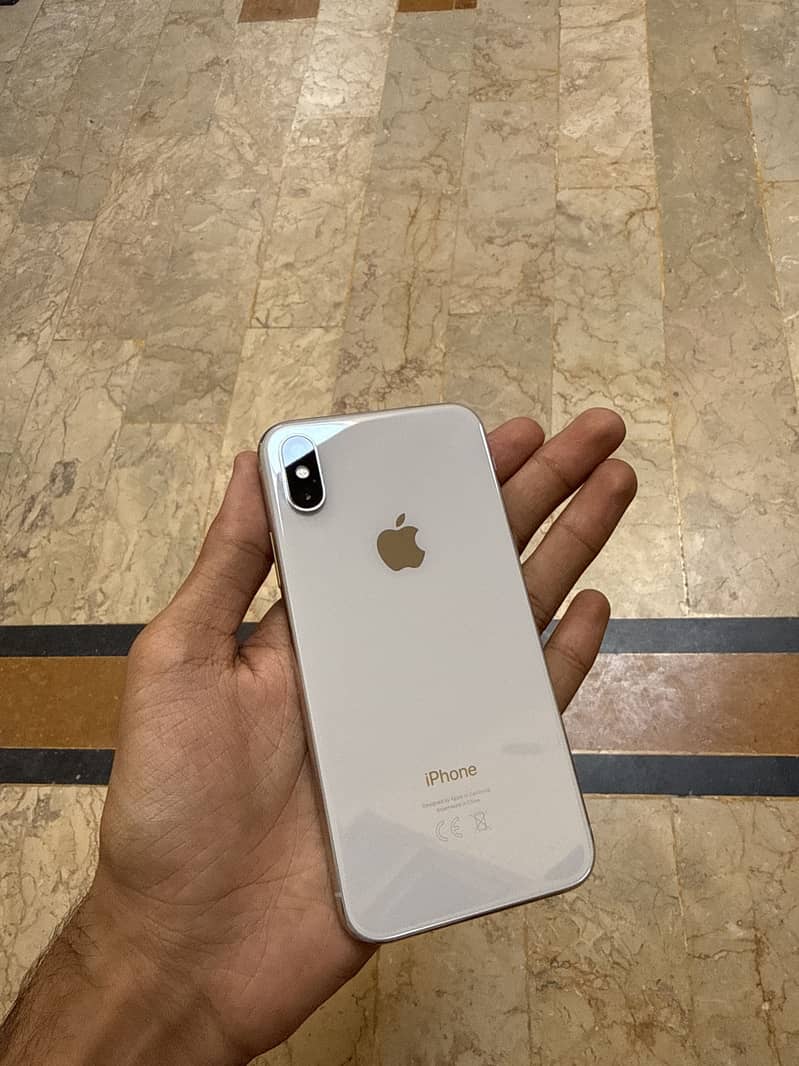 Apple iPhone X 0