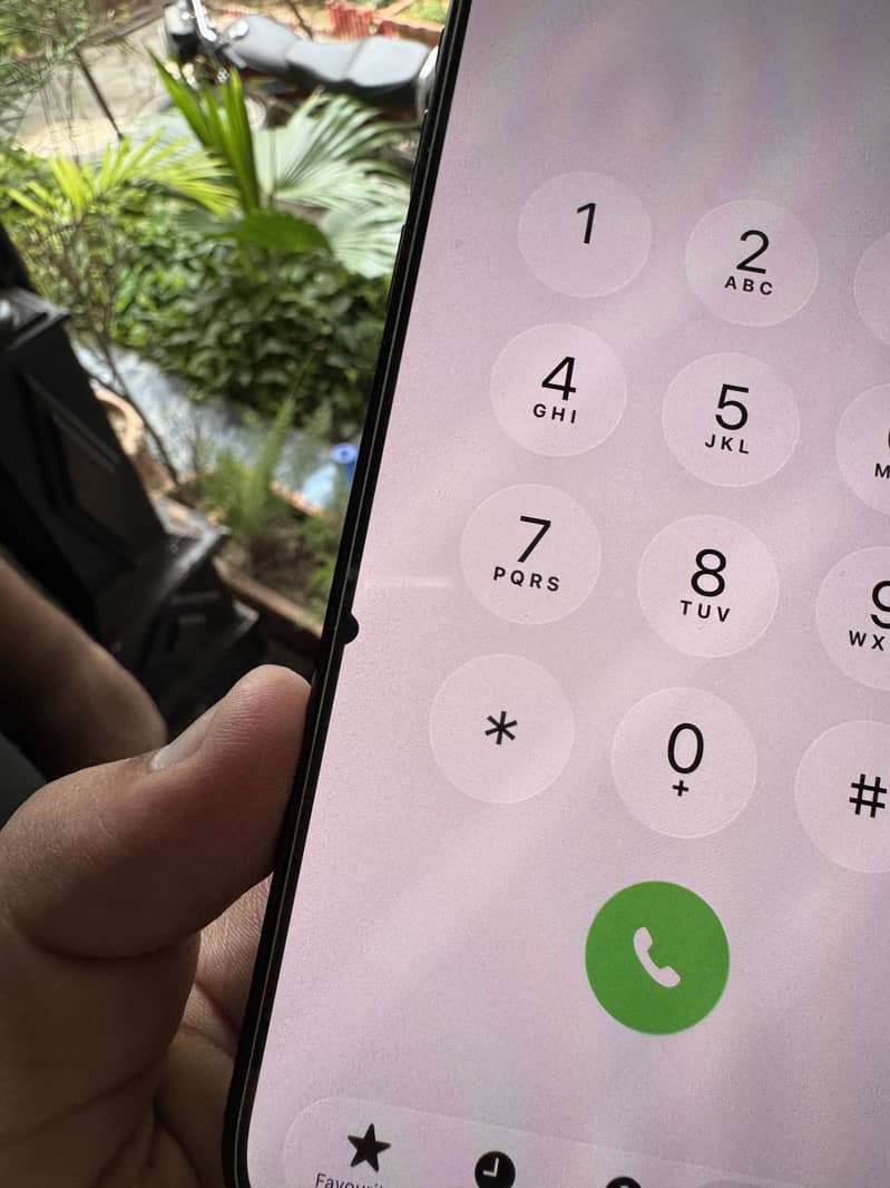 Apple iPhone 15 Pro Max 3