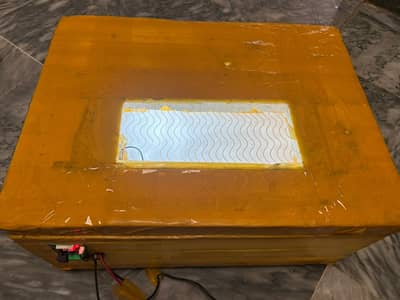 manual or semi automatic eggs inclubator 70 eggs vla