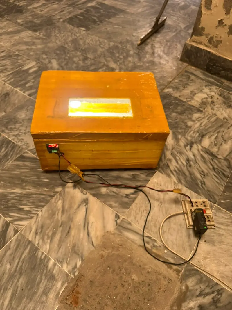 manual or semi automatic eggs inclubator 70 eggs vla — photo 10