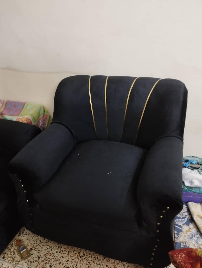 5 seater sofa set. 3