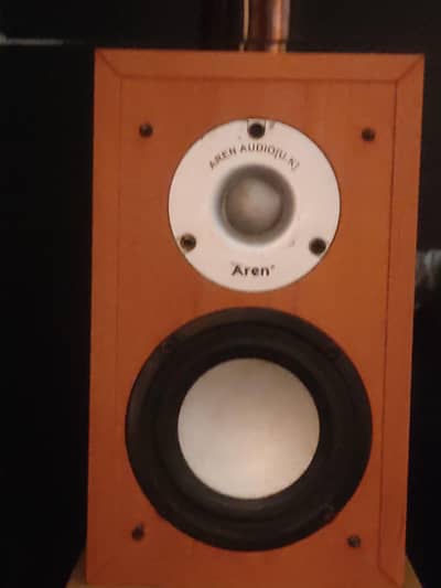 aren and onkyo book shelf speakers