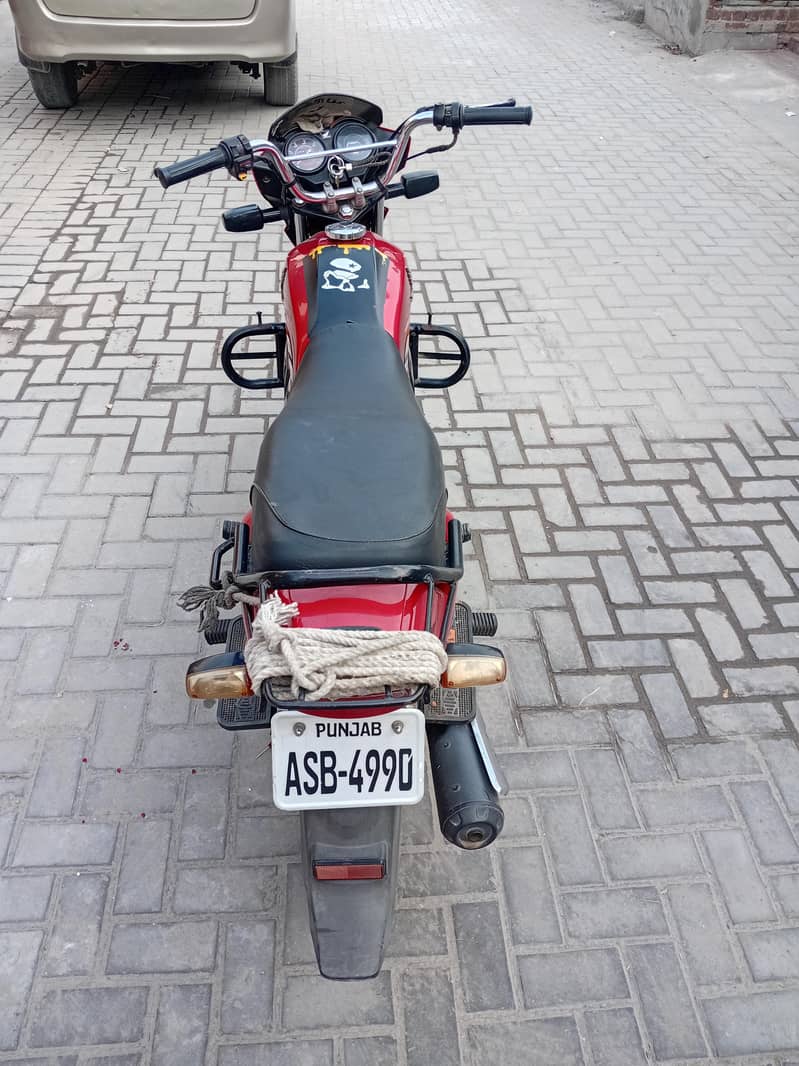 HONDA PRIODER 100 CC 6