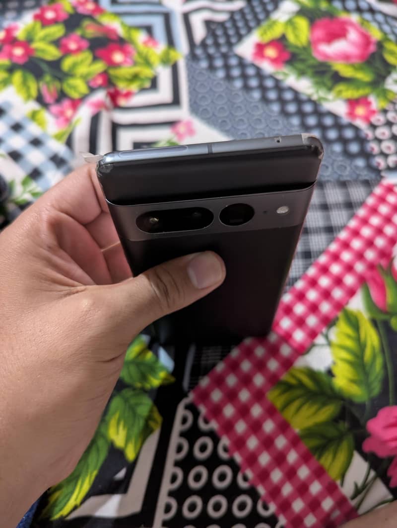 Google Pixel 7 Pro 4