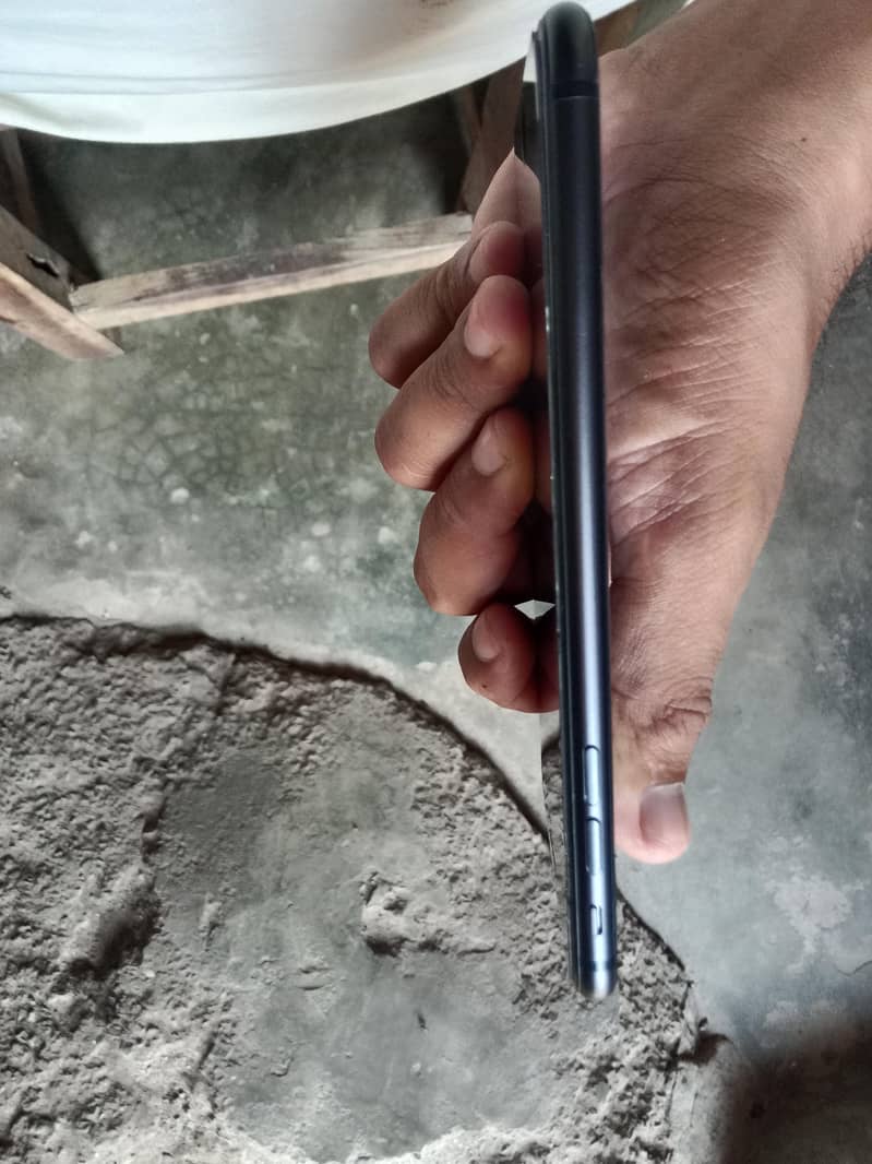Apple iPhone 8 Plus 7