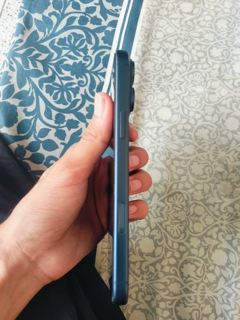 Apple iPhone 17 Pro Max 2