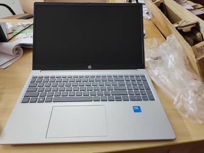 Brand New Pin-Pack Laptop ! (Box Packed / Sealed) Hp core 5 120u