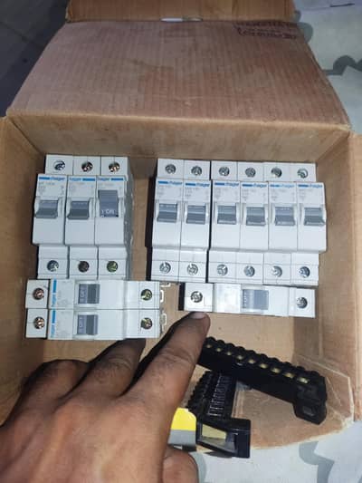MCB c10, B20 C20 circuit breakers