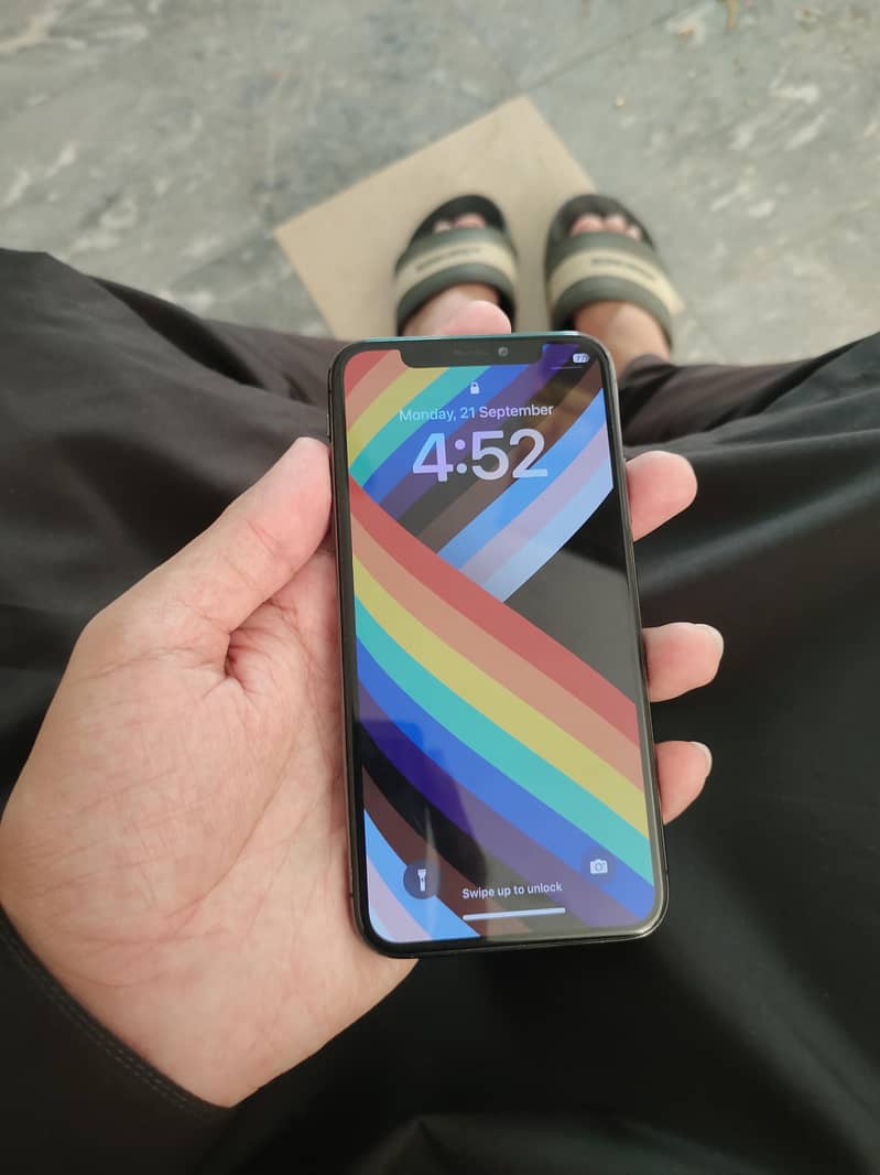 Apple iPhone X 1