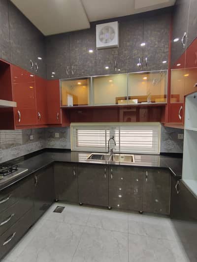 A BEAUTIFUL BRAND NEW HOUSE FOR RENT