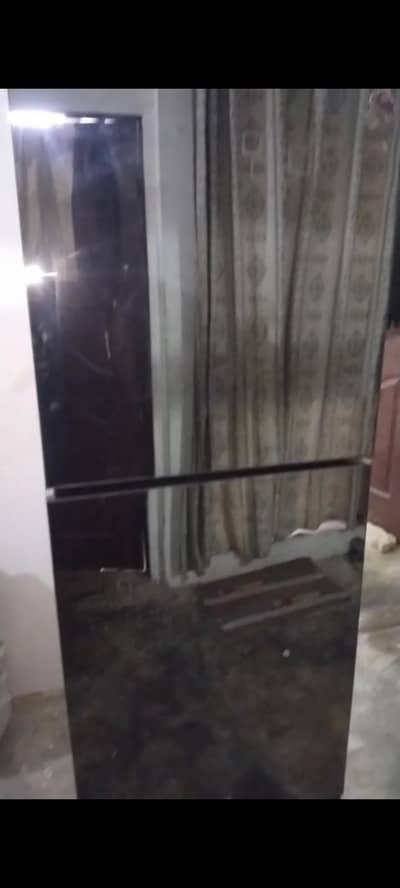 peal refrigerator medium size
