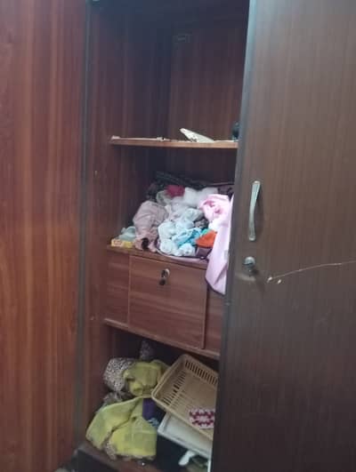 3 door wooden wardrobe
