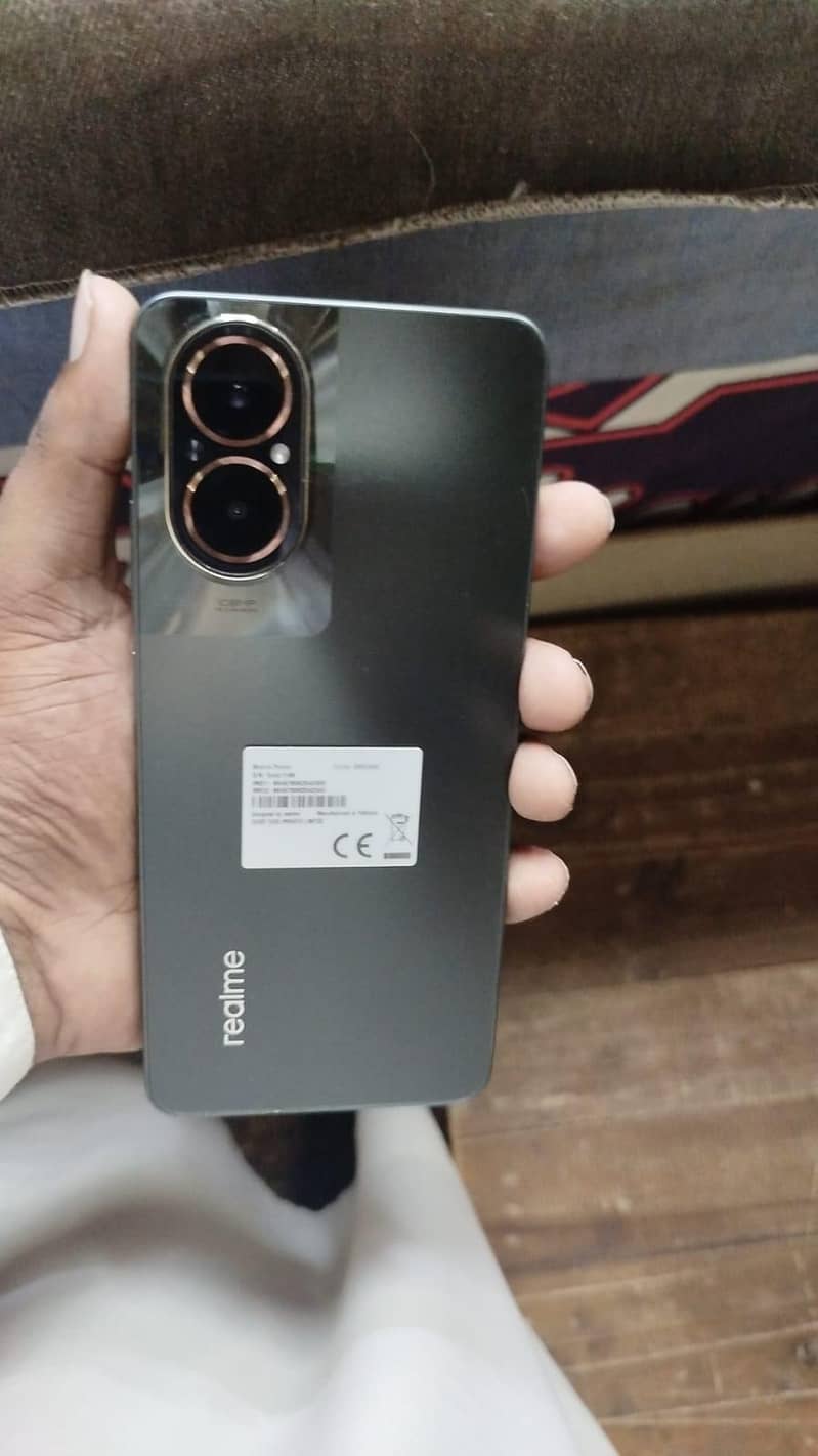 Realme C67 0