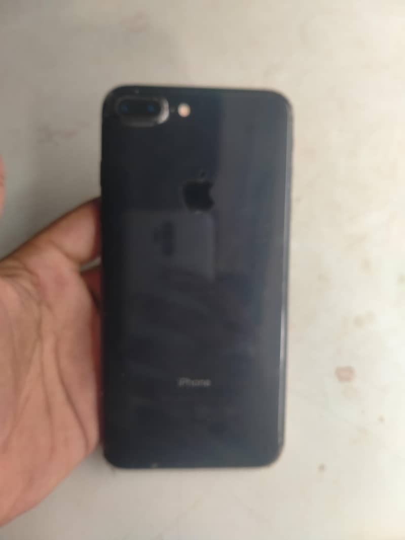 Apple iPhone 7 Plus 2