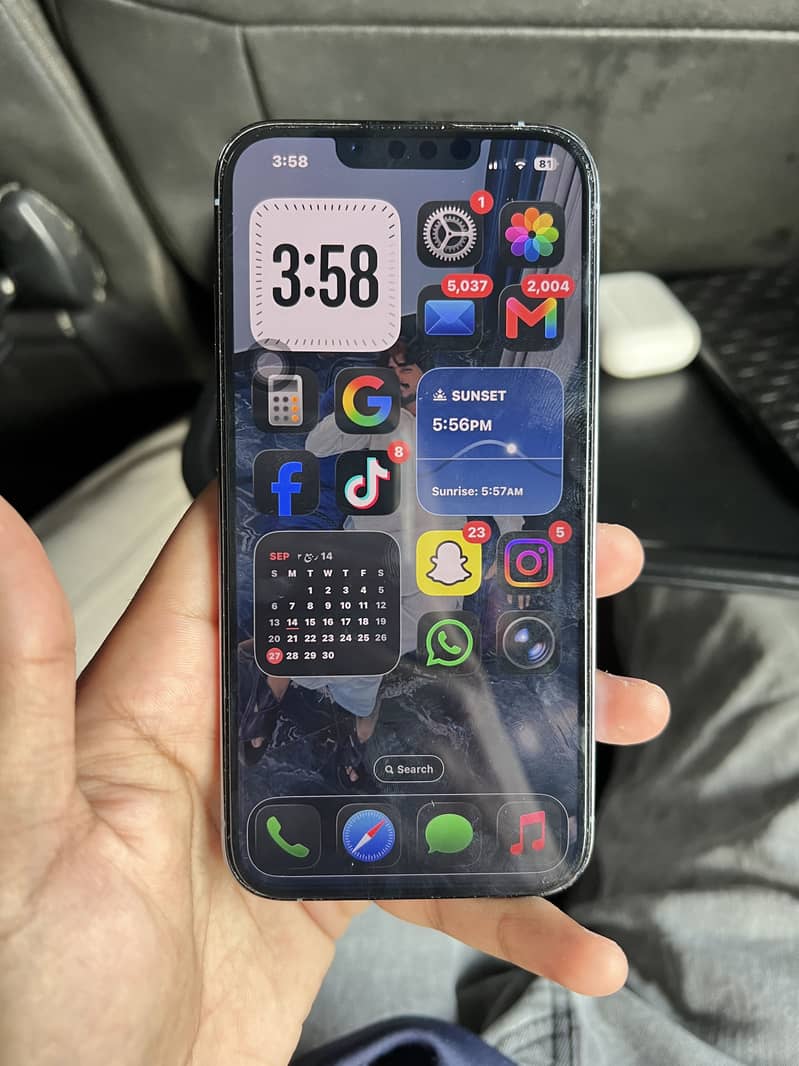 Apple iPhone 13 Pro 1