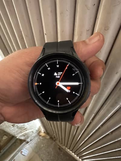 The Samsung Galaxy Watch 5 Pro LTE (Model SM-R925F) 45mm