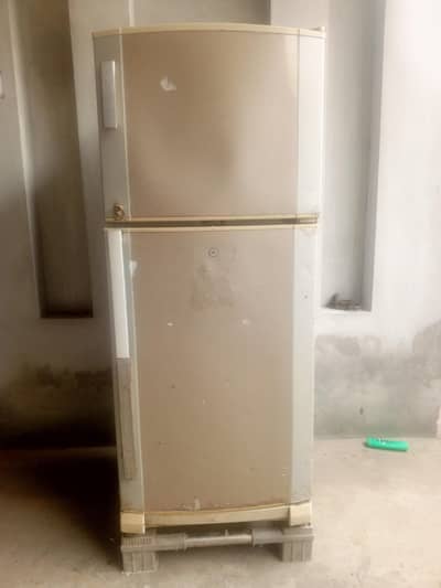 Fully working Used Dawlance Fridge