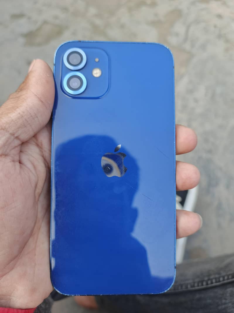 Apple iPhone 12 2