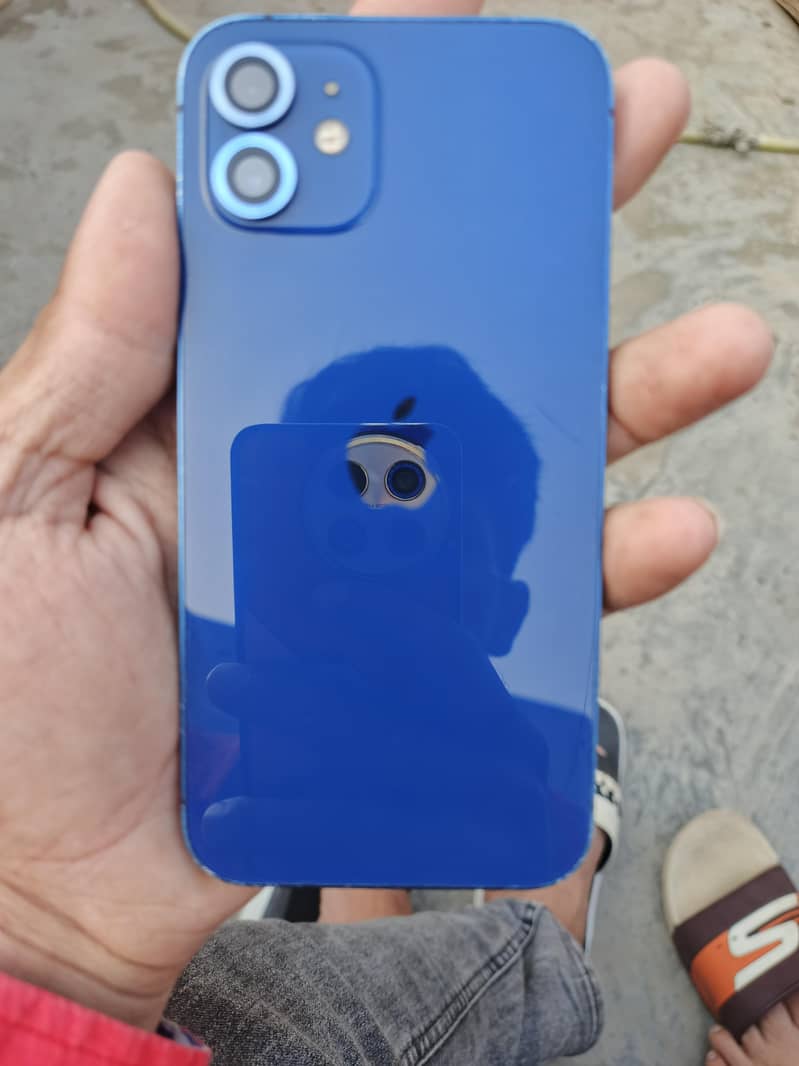 Apple iPhone 12 9