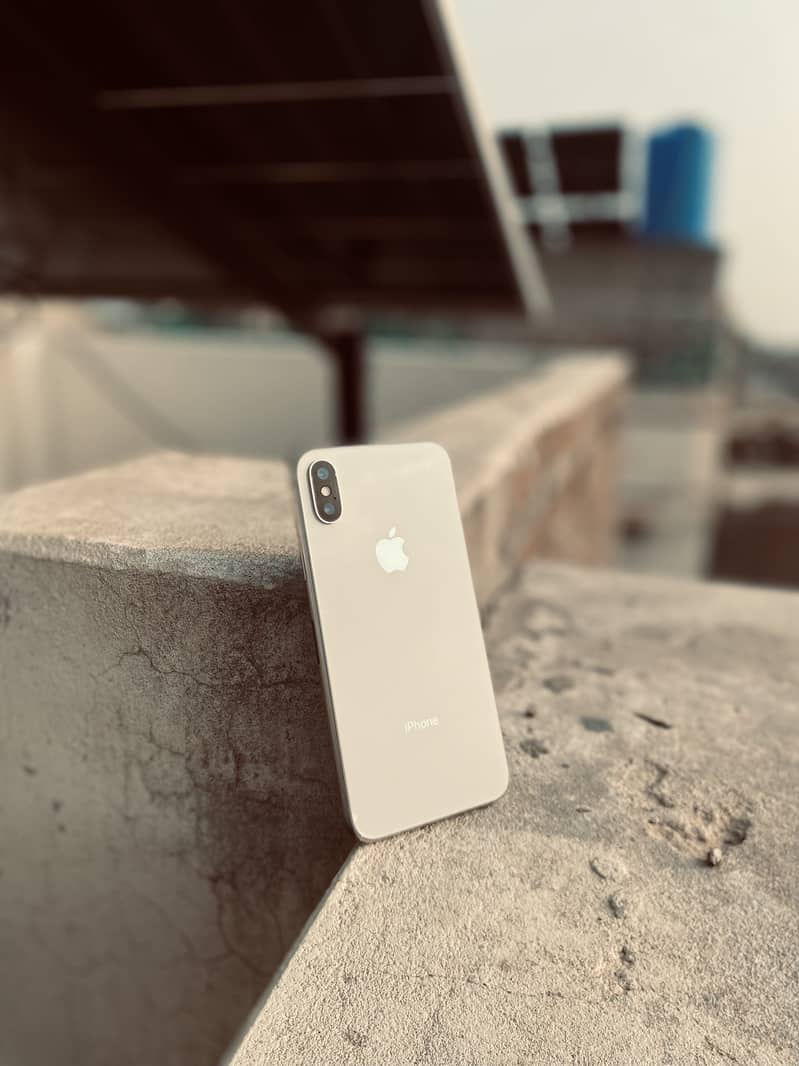 Apple iPhone X 0