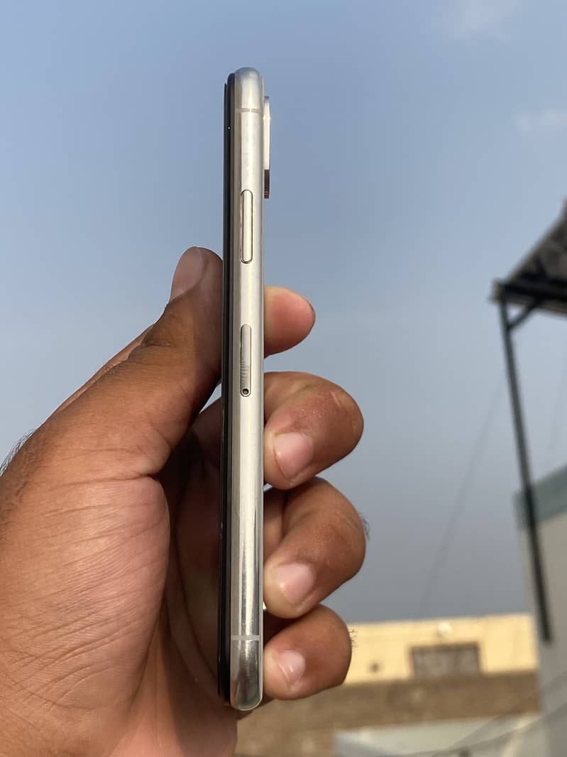 Apple iPhone X 7