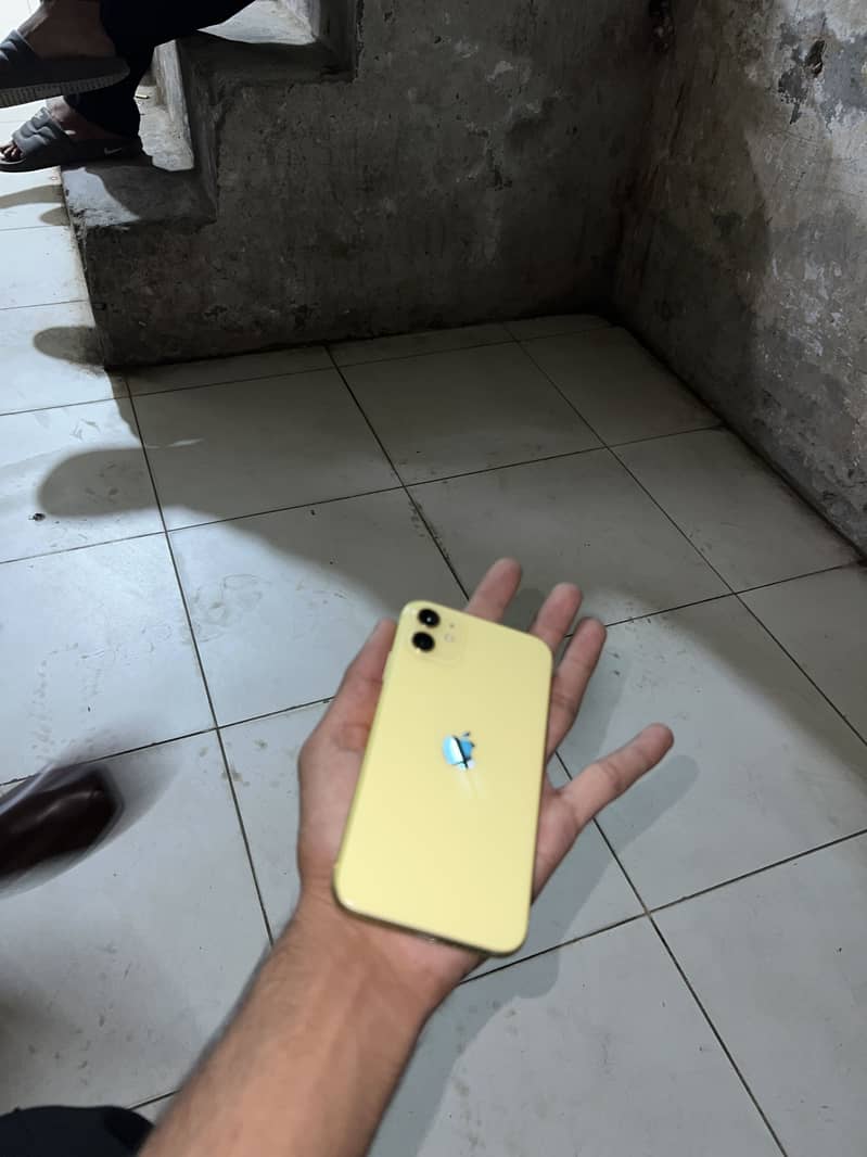 Apple iPhone 11 2