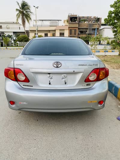 Toyota Corolla Altis SR 2011