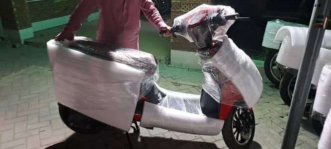Ev Elpha electric scooter