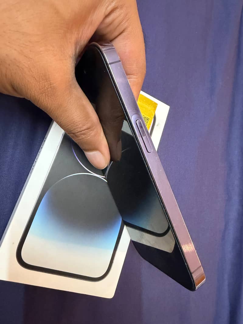 Apple iPhone 14 Pro 1