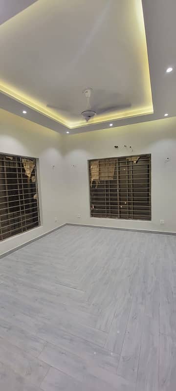 125sq Yd Luxury Villa In Ali Block Semi Corner Villa . 3 Bedrooms, Drawing, Dining & American Kitchen. 5mins Drive From Main Gate Of BTK.