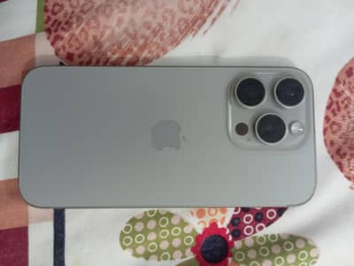 Apple iPhone 15 Pro