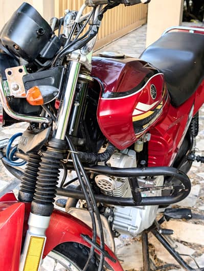 YAMAHA YBZ125