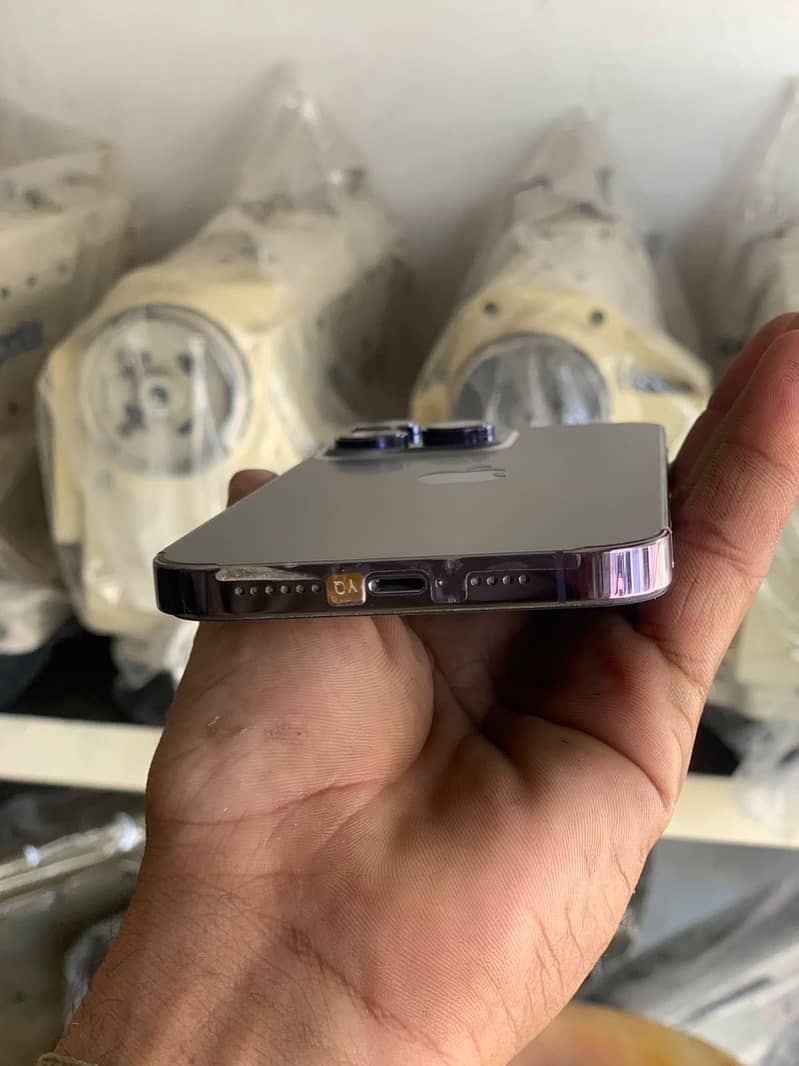 Apple iPhone 14 Pro Max 5