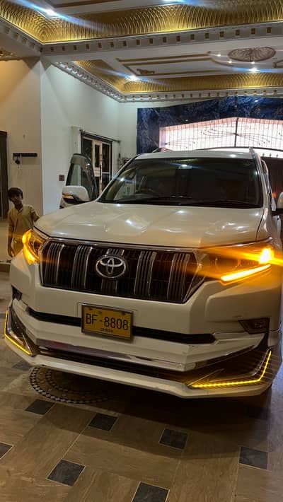 Toyota Prado 2012 (Uplifted)