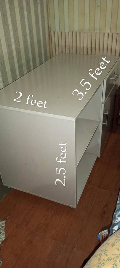 Study Table cointer Brand new